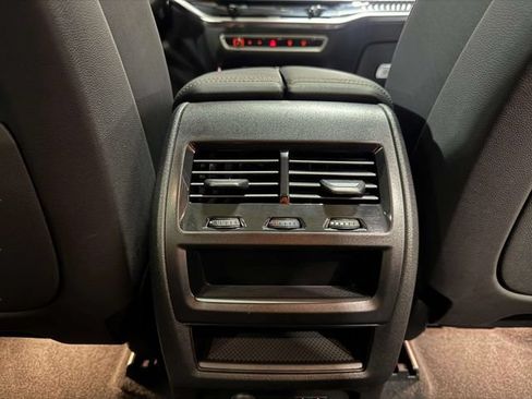 Used 2026 BMW X5 xDrive40i AWD/4WD image 17