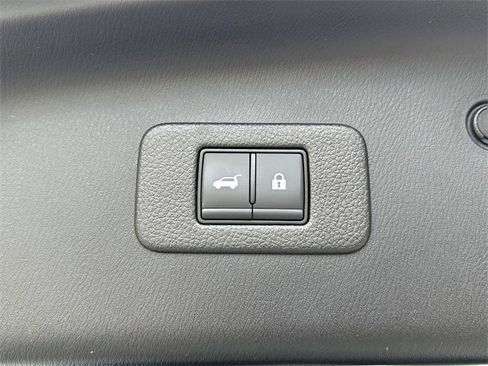 Certified 2024 Nissan Armada SL w/ Midnight Edition Package image 20