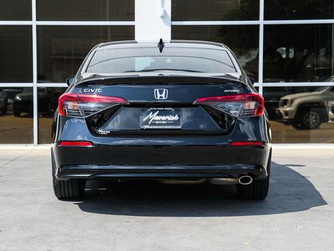 Used 2023 Honda Civic Sport image 11