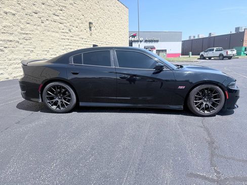 Used 2018 Dodge Charger R/T Scat Pack w/ Dynamics Package RWD image 6