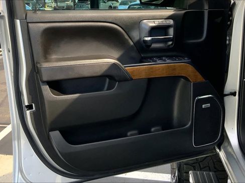 Used 2018 Chevrolet Silverado 1500 LTZ w/ Texas Edition AWD/4WD image 22