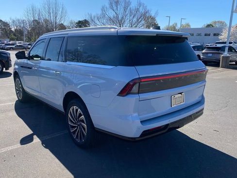 New 2026 Lincoln Navigator L Black Label AWD/4WD image 28