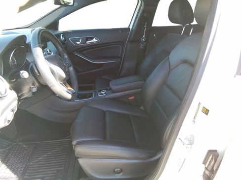 Used 2020 Mercedes-Benz GLA 250 image 9