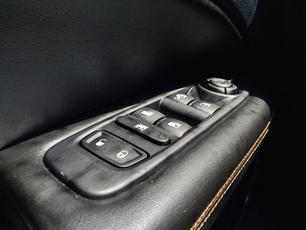 Used 2021 Jeep Compass Limited FWD image 27