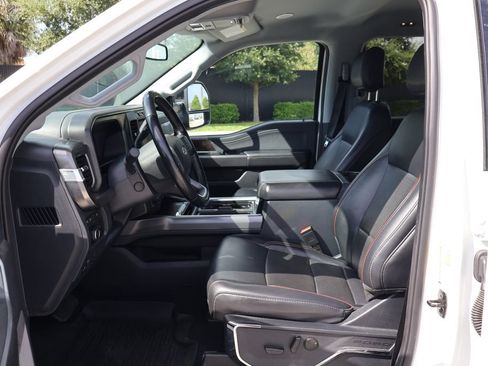 Used 2024 Ford F250 Lariat w/ Lariat Ultimate Package AWD/4WD image 14