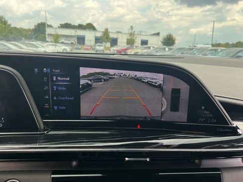 Used 2022 Cadillac Escalade ESV Sport RWD image 26