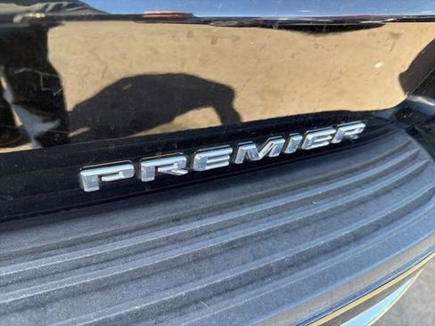 Used 2024 Chevrolet Tahoe Premier RWD image 5