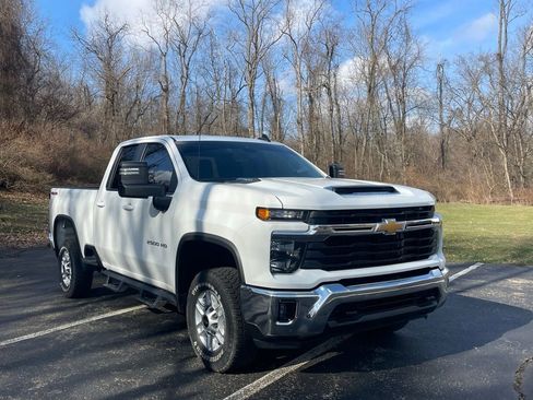 Certified 2024 Chevrolet Silverado 2500 LT w/ Convenience Package image 1