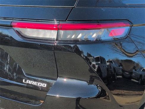 New 2025 Jeep Grand Cherokee Laredo X image 12