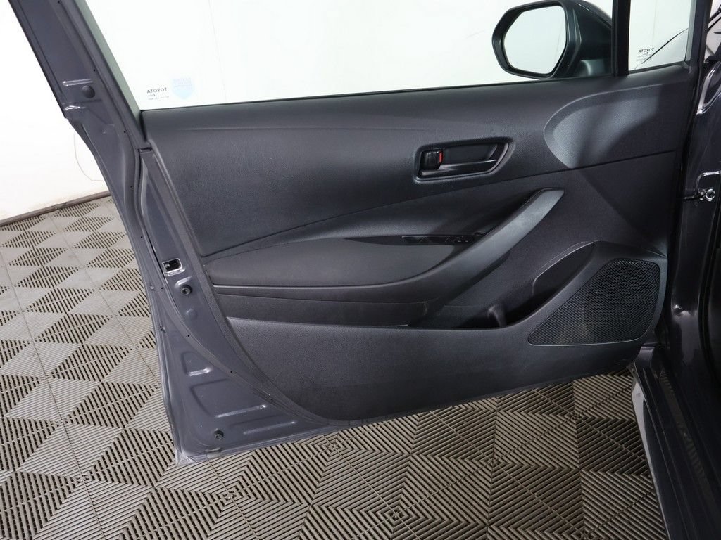 Used 2024 Toyota Corolla LE FWD image 19