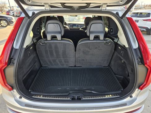 Used 2019 Volvo XC90 T6 Momentum w/ Advanced Package image 10