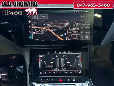 Used 2019 Audi e-tron Premium Plus image 15