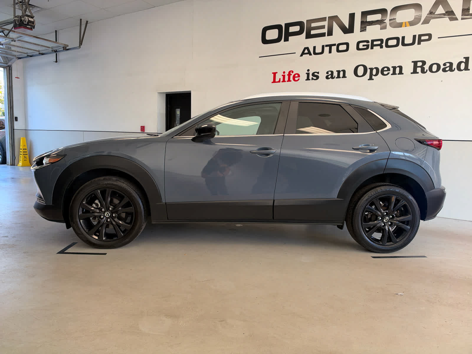 Used 2024 MAZDA CX-30 AWD 2.5 S w/ Preferred Package image 3