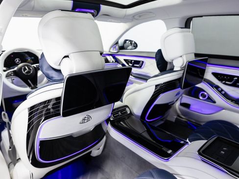 Used 2024 Mercedes-Benz Maybach S 680 4MATIC image 31