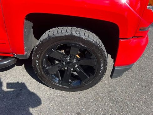 Used 2016 Chevrolet Silverado 1500 LT w/ Rally 2 Edition image 5