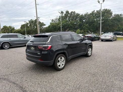Used 2022 Jeep Compass Latitude w/ Convenience Group FWD image 6