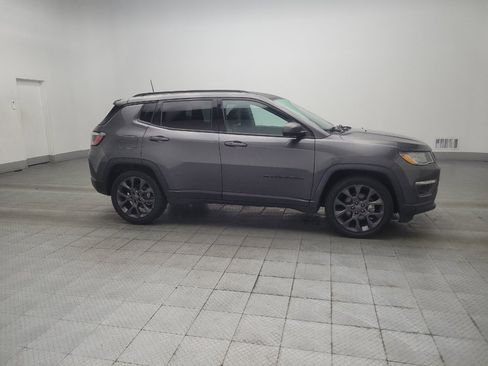 Used 2021 Jeep Compass Latitude FWD image 11