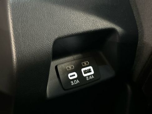 Used 2025 Subaru Crosstrek 2.0i Premium image 26