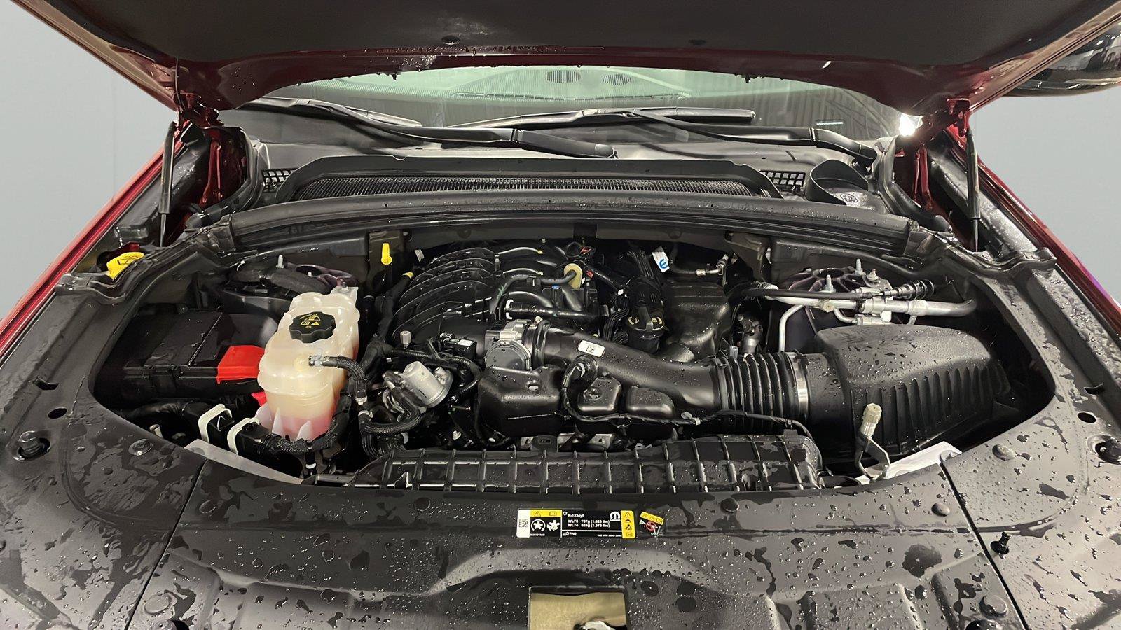 Used 2024 Jeep Grand Cherokee L Altitude AWD/4WD image 9