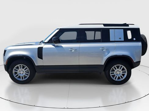 Used 2024 Land Rover Defender 110 S AWD/4WD image 8
