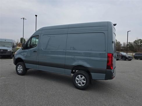 New 2026 Mercedes-Benz Sprinter 2500 image 6