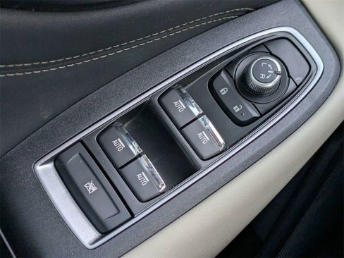 Used 2024 Subaru Outback Limited image 27