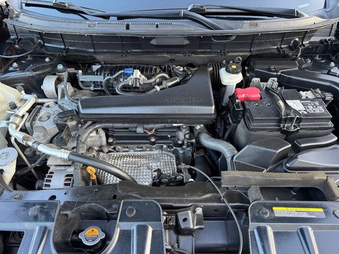 Used 2020 Nissan Rogue SL AWD/4WD image 5