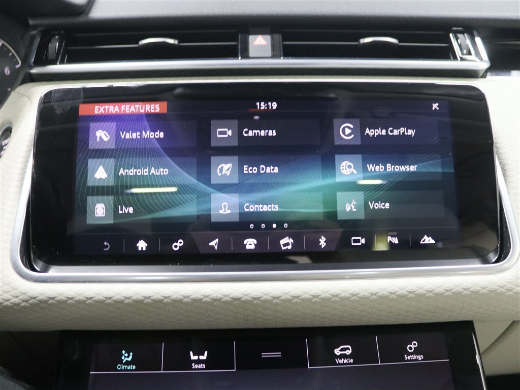 Used 2020 Land Rover Range Rover Velar S AWD/4WD image 23