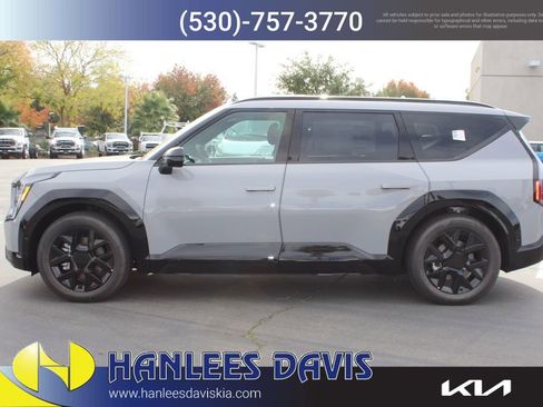 New 2026 Kia EV9 Land w/ Nightfall Edition Package image 2