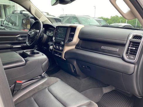 Used 2022 RAM 1500 Laramie AWD/4WD image 30