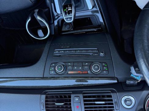 Used 2013 BMW 135i Coupe image 16