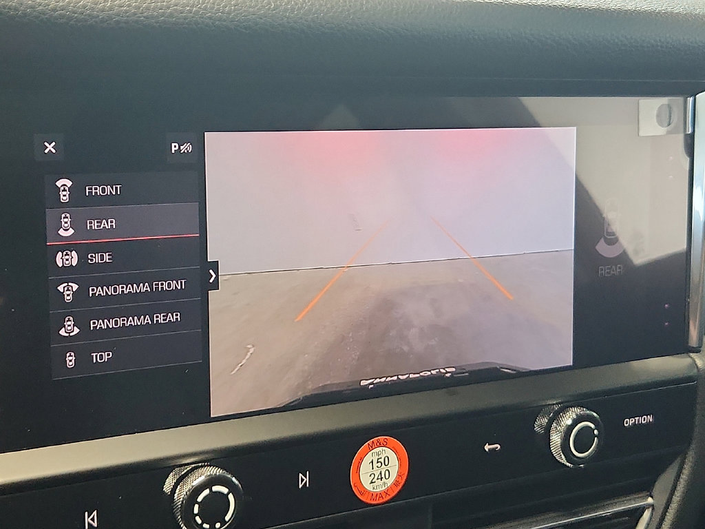 Certified 2026 Porsche Macan AWD/4WD image 17