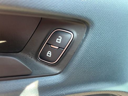 New 2025 Ford Maverick XL w/ Equipment Group 102A image 13