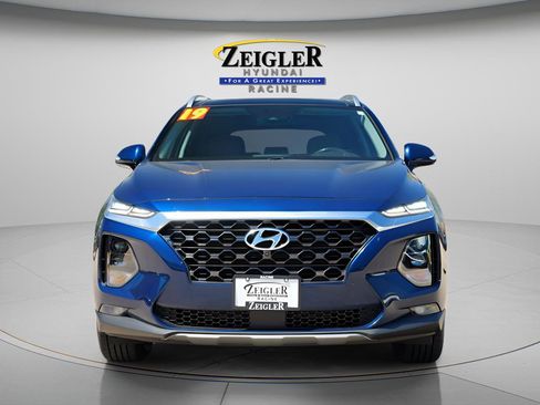 Used 2019 Hyundai Santa Fe AWD image 2