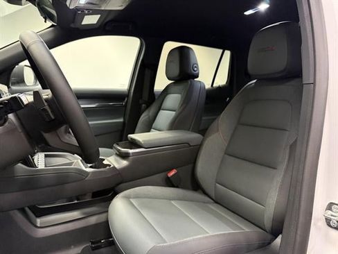 New 2026 GMC Terrain AT4 AWD/4WD image 30