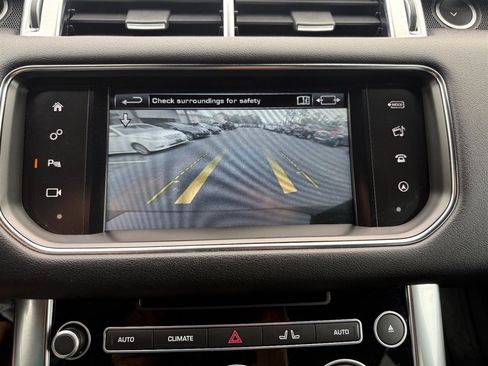 Used 2016 Land Rover Range Rover Sport HSE image 20