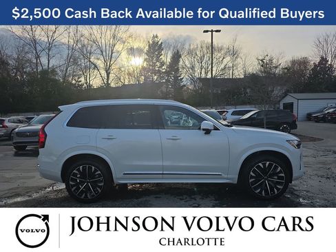 New 2026 Volvo XC90 B6 Plus w/ Protection Package Premier image 4
