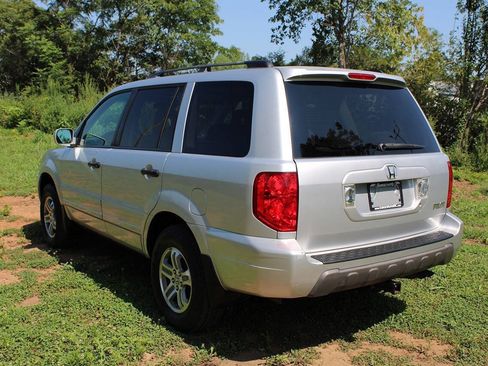 Used 2005 Honda Pilot EX image 10