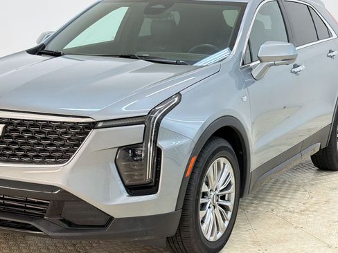 Certified 2025 Cadillac XT4 Premium Luxury FWD image 19