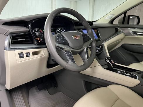 Certified 2022 Cadillac XT5 Premium Luxury image 14