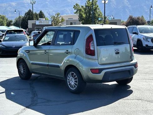 Used 2012 Kia Soul FWD image 6