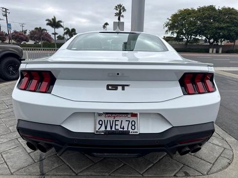 Used 2025 Ford Mustang GT Premium RWD image 7