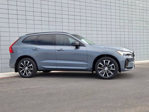 Certified 2024 Volvo XC60 B5 Plus AWD/4WD image 6