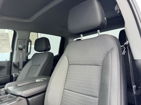 Certified 2023 Chevrolet Silverado 1500 Custom RWD image 13