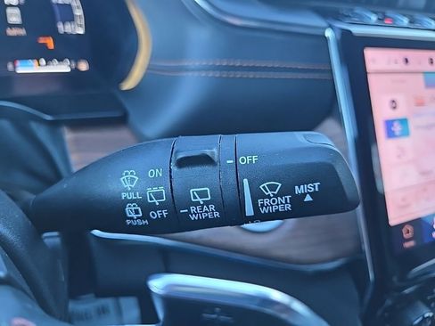 Used 2025 Jeep Grand Cherokee Summit AWD/4WD image 47