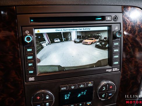 Used 2011 GMC Sierra 3500 Denali image 22