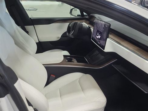 Used 2022 Tesla Model S AWD/4WD image 6