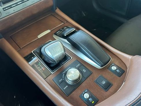 Used 2013 Lexus LS 460 L w/ Preferred Accessory Package image 25