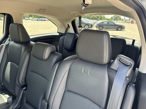 Certified 2026 Honda Odyssey EX-L image 19