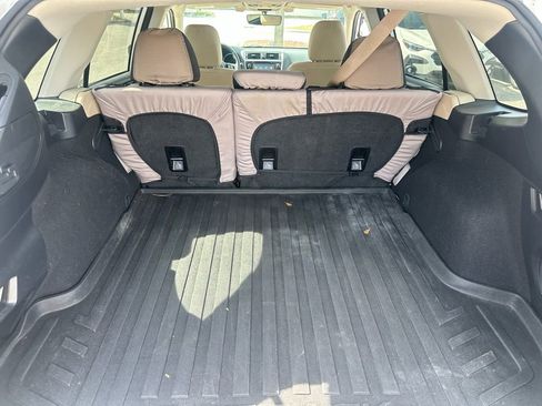 Used 2019 Subaru Outback 2.5i Limited image 7